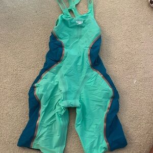 lzr pure intent speedo kneeskin size 25